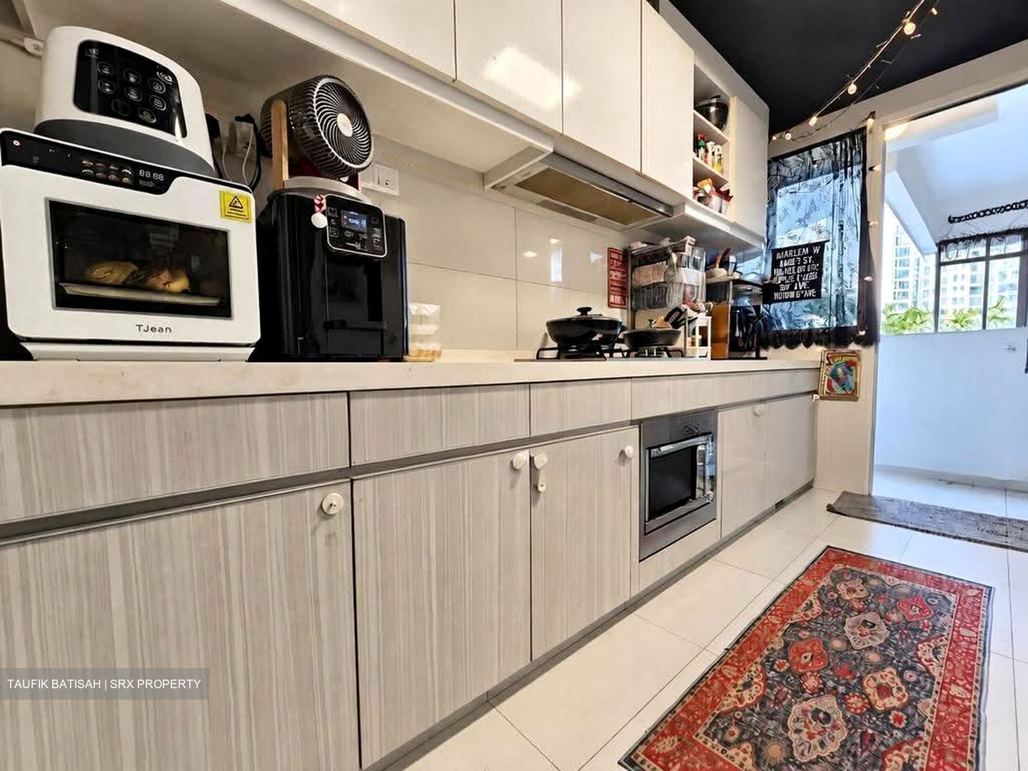1 Canberra (D27), Condominium #615436741